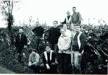 The obligatory volunteers in front of the finished hedge shot!